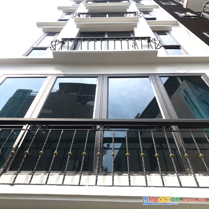Bán tòa nhà ccmn trần bình, sâm uất, an ninh tốt, dòng tiền 550tr/n, ô tô, 2 thoáng, 50m2, 6.45 tỷ