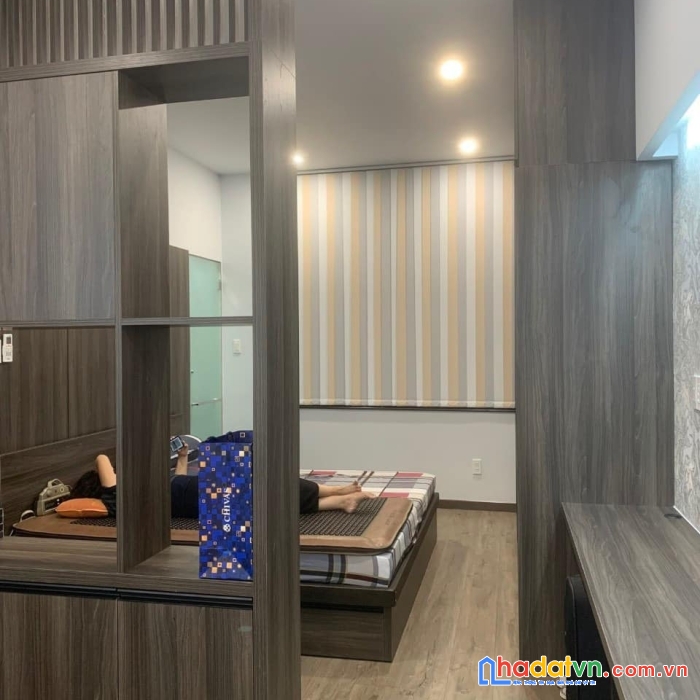 Bán nhà ngang 7 hiếm, chỉ 7.5tỷ, ô tô đổ cửa, phạm văn đồng