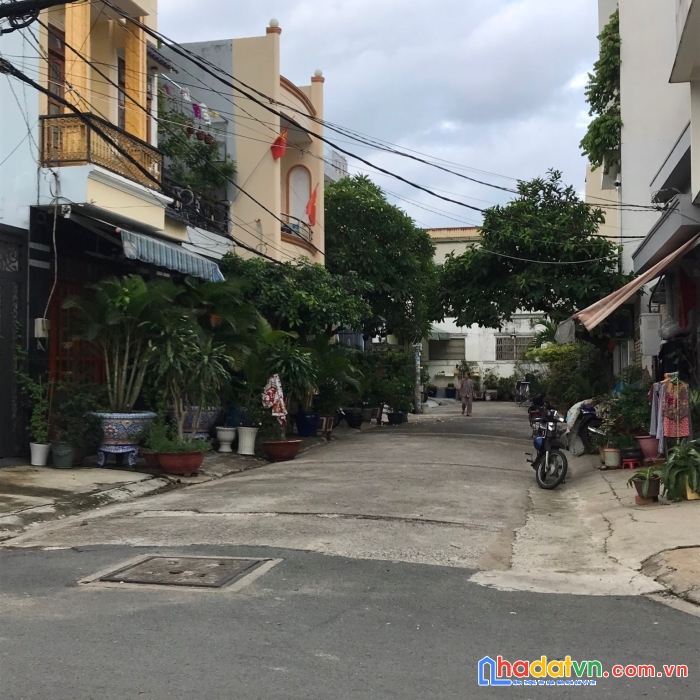 Nhà bán hẻm xe tải bình trị đông 4x16m 1 lầu giá 5.8 tỷ