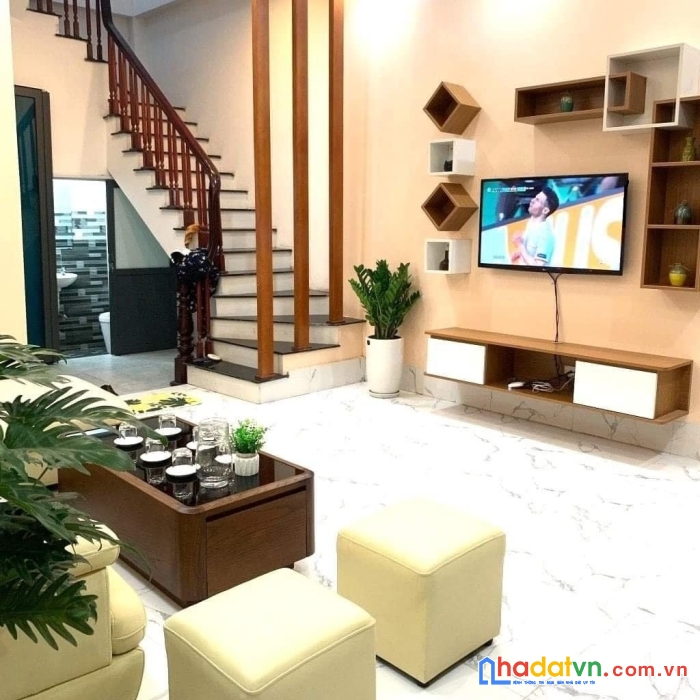 Bán nhà chính kinh thanh xuân nhà đẹp ở luôn lô góc ô tô đỗ cửa,3.2 tỷ