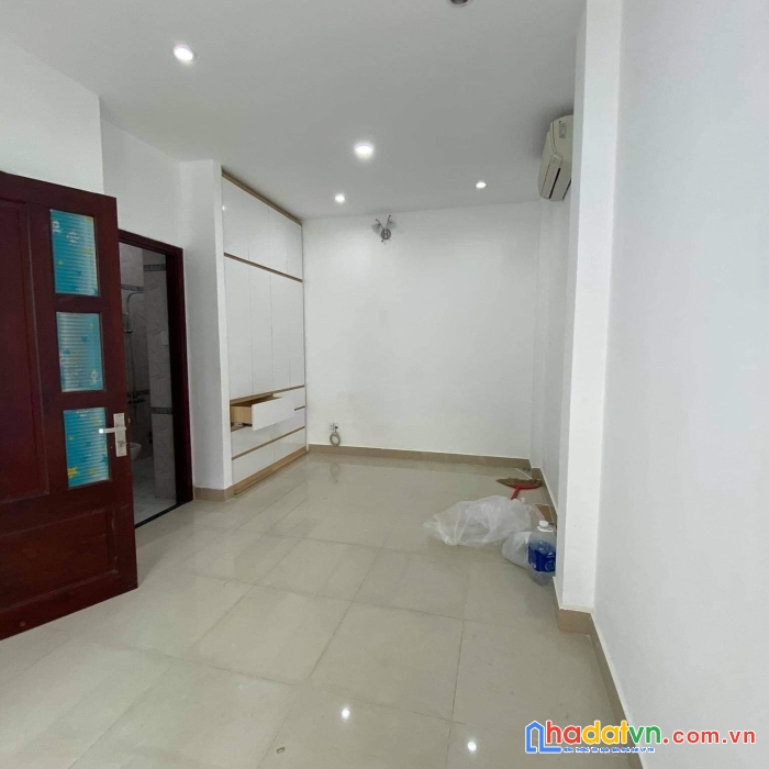 Bán nhà huỳnh văn bánh- vừa ở kd - dt 39m2, chỉ 6.3 tỷ