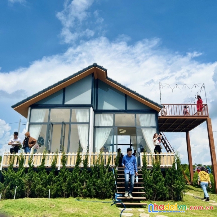 Giảm giá mạnh biêt thự view đồi tuyệt đẹp bảo lộc, full nội thất giá tốt 4,8tr/m2.