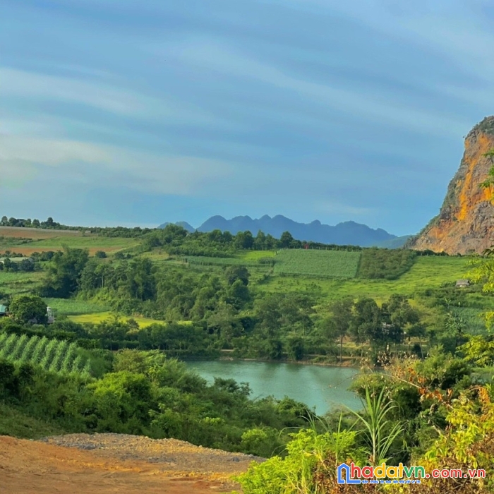 Ban đất huyện cao phong, hòa bình dt4.900m2 giá 4.3 tỷ lh 0395 335 339