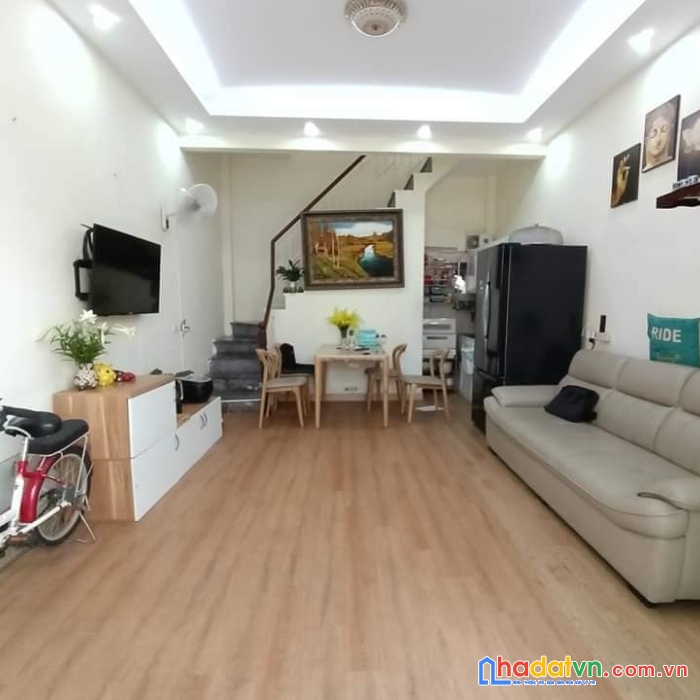 Bán nhà mặt tiền đường nguyễn văn yến, tân phú, 80m2, tiện xây mới