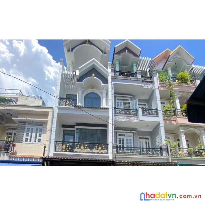 Bán nhà giá cực tốt - hxh tránh nhau - khu lê văn quới - giá chỉ 6ty5