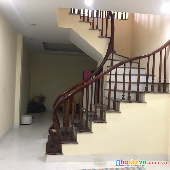 Cực hot, nhà di trạch 35m 5t chỉ 2.8tỷ, oto 5 tạ đỗ cửa, 10m ra đường nhựa xe tải.