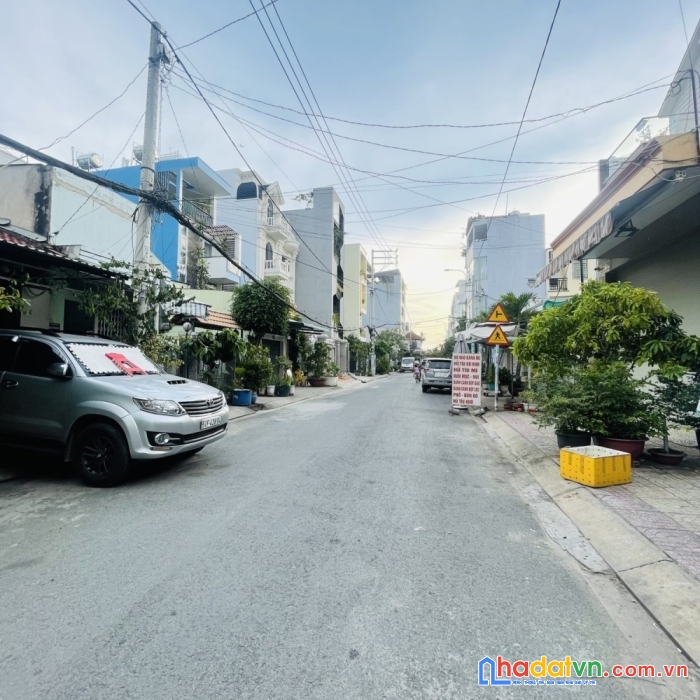 Bán nhà hxh đỗ cửa nguyễn hữu tiến, 65m2 2pn 2wc ngang 5m, giá rẻ