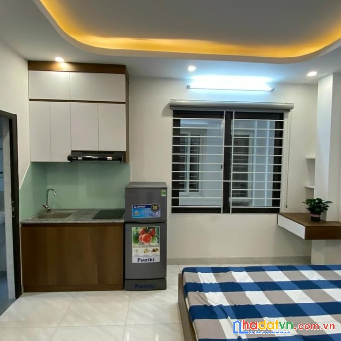 Bán đất tặng nhà 7 tầng nguyễn khanh toàn, cầu giấy  mua vào là lãi ngay lh 0395332250