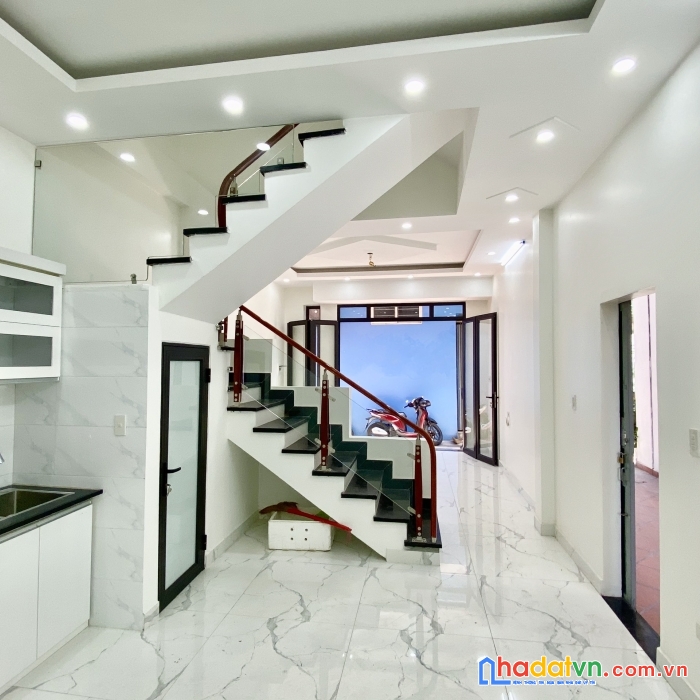 Cực hot - lô góc 2 mặt thoáng phố trần nguyên hãn, lê chân