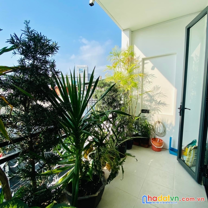 Chính chủ gấp bán nhà 150m2 - 8 tỷ - nhà 3 tầng  10 phòng cho thuê - ngang 8m dài 20