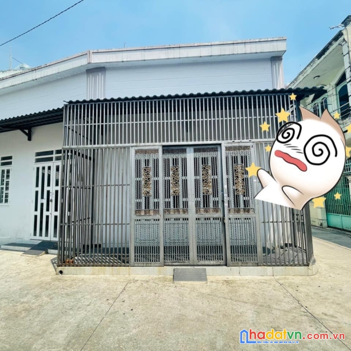 Bán gấp nhà hxh cách mạng, tân phú, giá rẻ, 91m2, ngang khủng 10m.