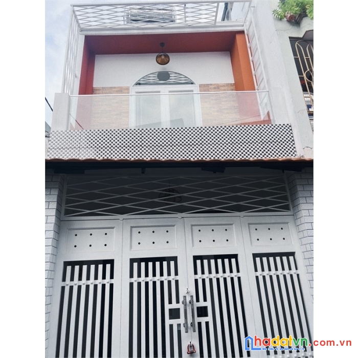Lô góc nhà mới 2 tầng nguyễn kiệm 37m2 giá 4.4 tỷ