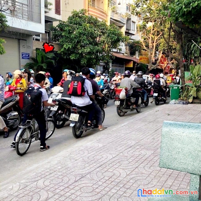 Mặt tiền kinh doanh cầu xéo, tân phú, 4 x 22, 3 tầng mới  chỉ 13.2 tỷ, dòng tiền 18 triệu/tháng