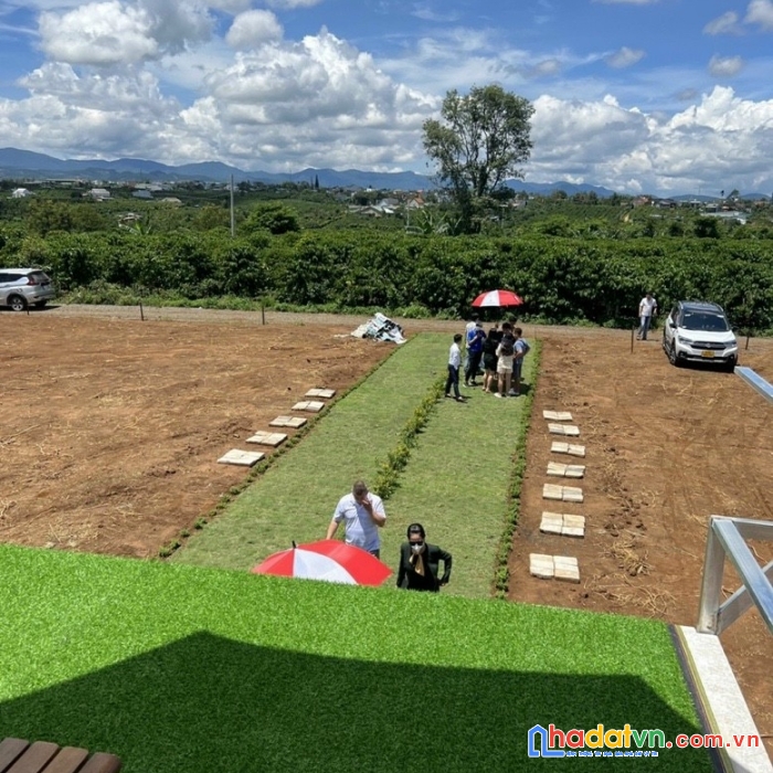 Bán đất mặt tiền đường 12m,khu dân cư hiện hữu,gần trường học,cách ql20 500m,tp bảo lộc