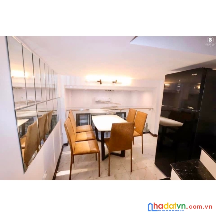 Bán nhà thạch bàn, aeon, long biên, dt 38m nhà 5 tầng nhỉ 3 tỷ