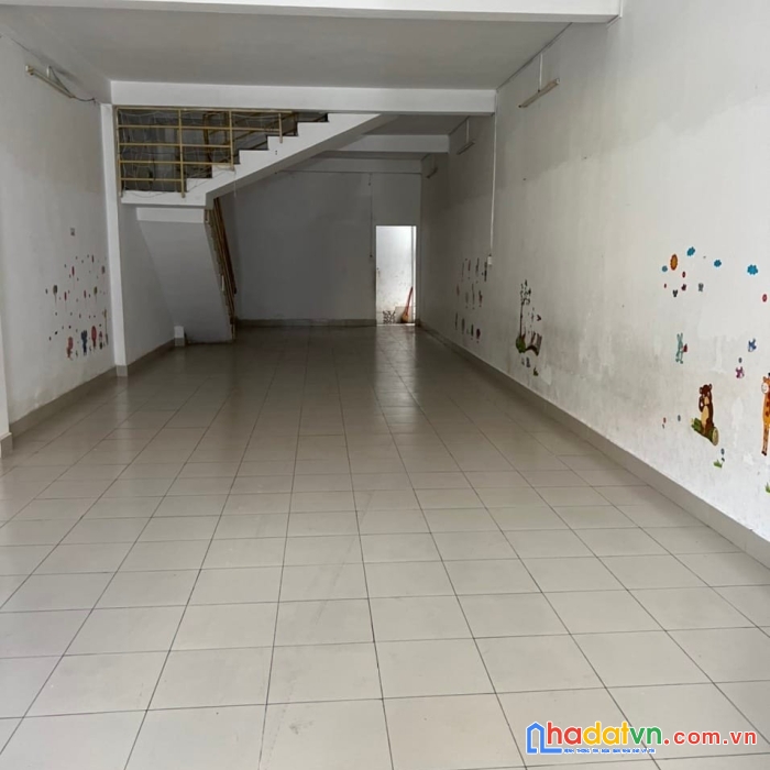 Bán nhà mặt tiền khủng khu tên lửa, bình tân, 3 tầng, 5x20m, chỉ 10 tỷ