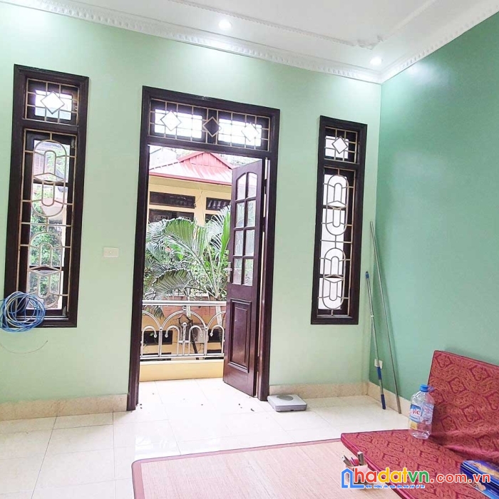 Nhà gia thượng p/lô thông tự xây 5t, ở ngay, 35m nhỉnh 3tỷ