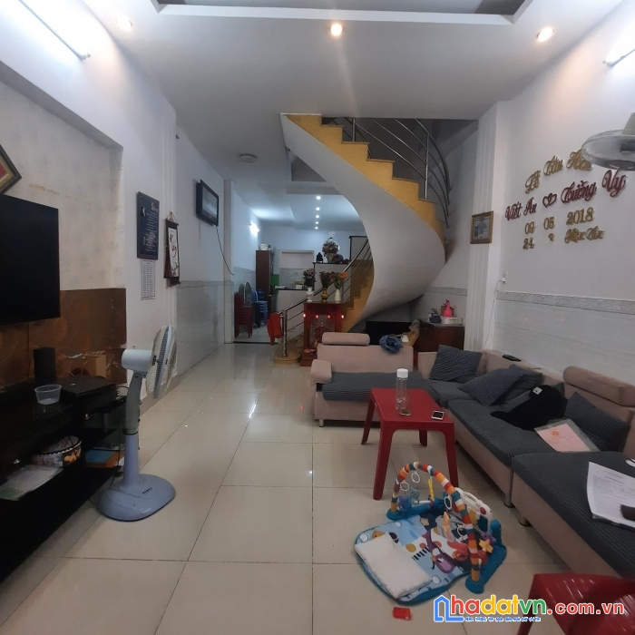 Bán nhà đường hòa bình, quận tân phú, hẻm 8m thông, 5 tầng, 82m2