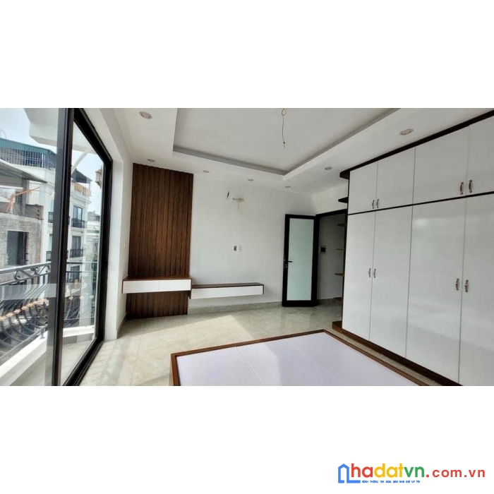 Nhà đẹp dân xây đường cổ linh - aeon mail long biên, 70m, 5 tầng, giá 5.5 tỷ 0389160730