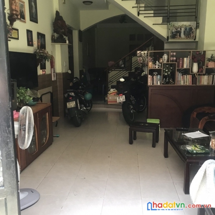 Trương công định tân bình 60m2, 3 tầng btct nhỉnh 100tr/m sốc 6.2 tỷ