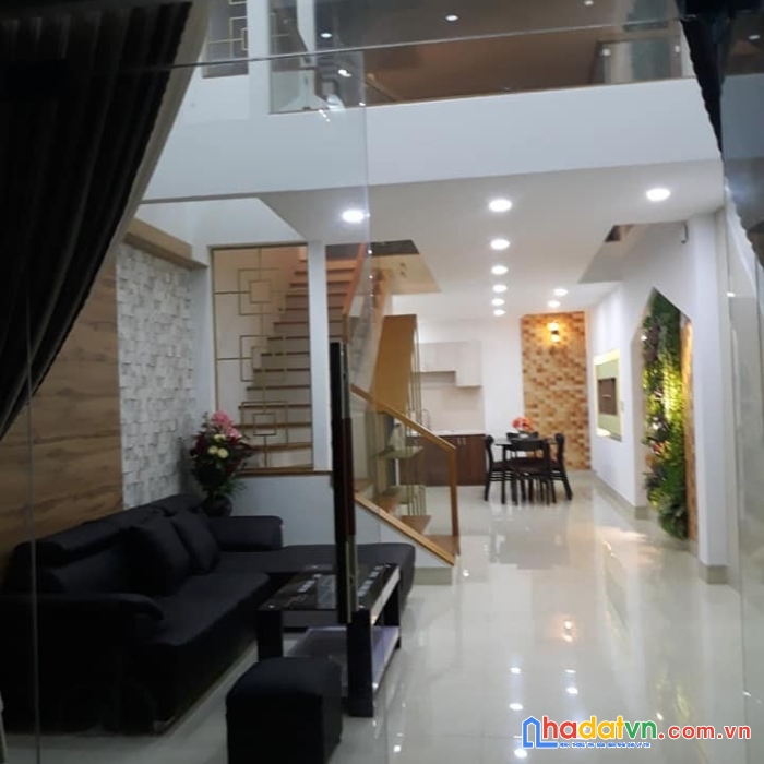 Nhà mới ba vân tân bình 40m2, 4x10 , 4 tầng, hxh chỉ 5.9 tỷ còn tl