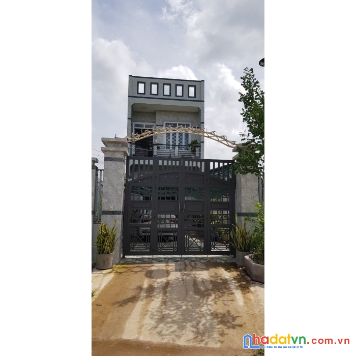 Chính chủ cần bán nhà 1 trệt 1 lầu vị trí đẹp tại bà rịa vũng tàu