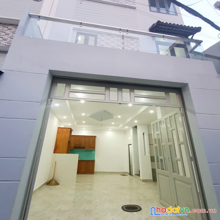 Nhà mới 4 tầng đầu hẻm rộng.1 xet nở hậu ngang 4.6 nhỉnh 4 tỷ