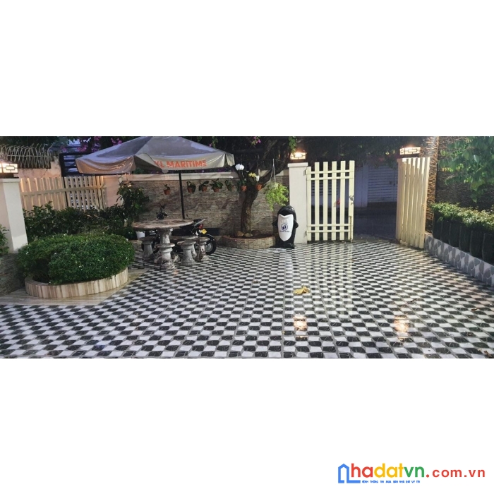 Cần bán  siêu phẩm chế lan viên khu nhà giàu dt 310m2 quận ngũ hành sơn 0799004406