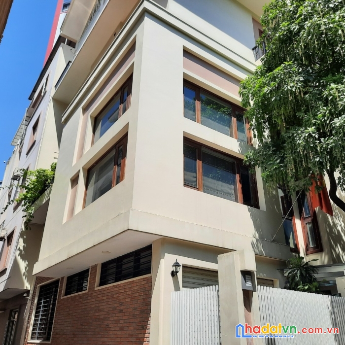 Bán nhà vượng tài duy tân, cầu giấy, lô góc, ô tô tránh, kd, dt 62m2x 4t, mt 4.5m giá 13.4  tỷ.