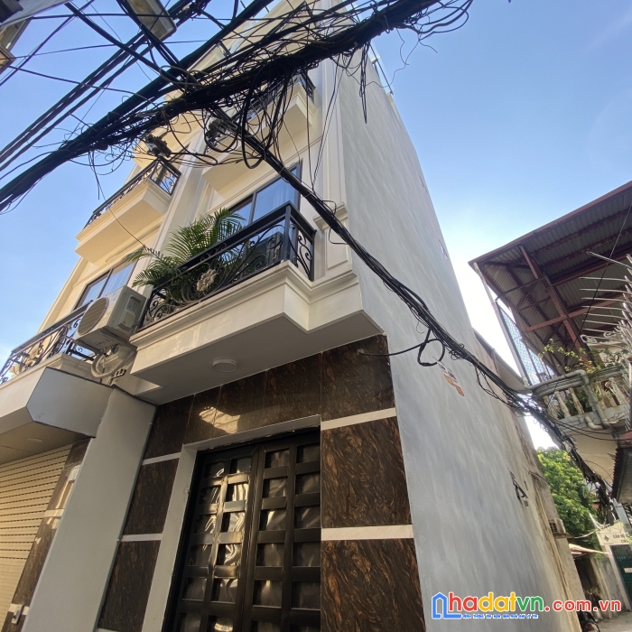 Bán nhà nguyễn chính, lô góc, 50m2, 5 tầng, 6,x tỷ.
