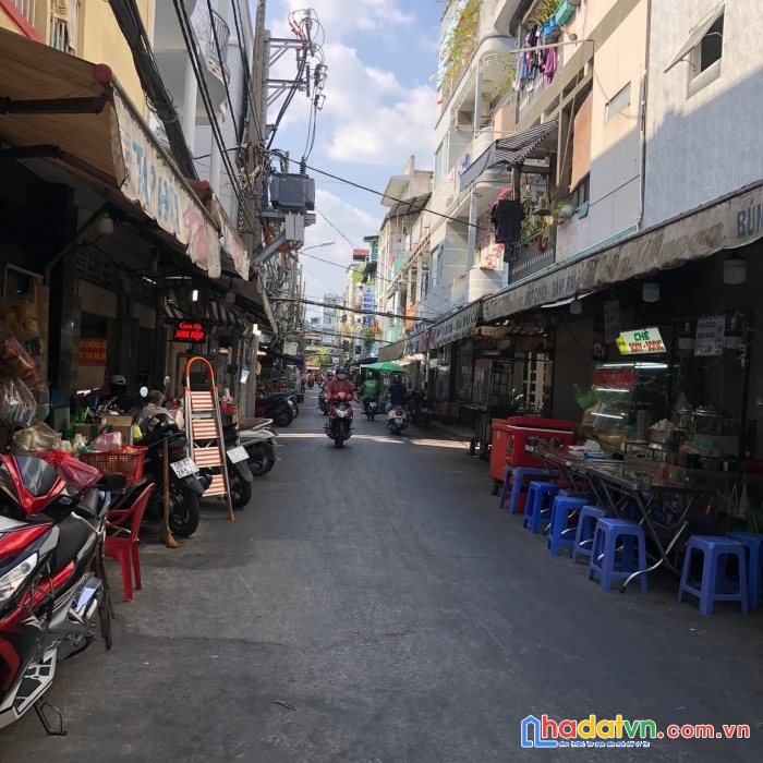 Cần bán nhà giá 4,45 tỷ   khu tái thiết p9 q4