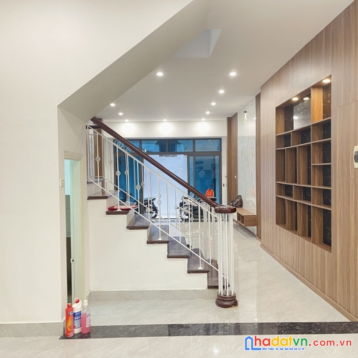 Nhà mới ở luôn bán nhà phố quan hoa dt 70m2 4t mt 4.7m giá 7 tỷ