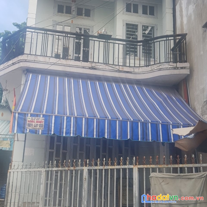 Bán nhà 7x10m ở hoàng diệu 2 tp.thủ đức giá 3,9 tỷ.