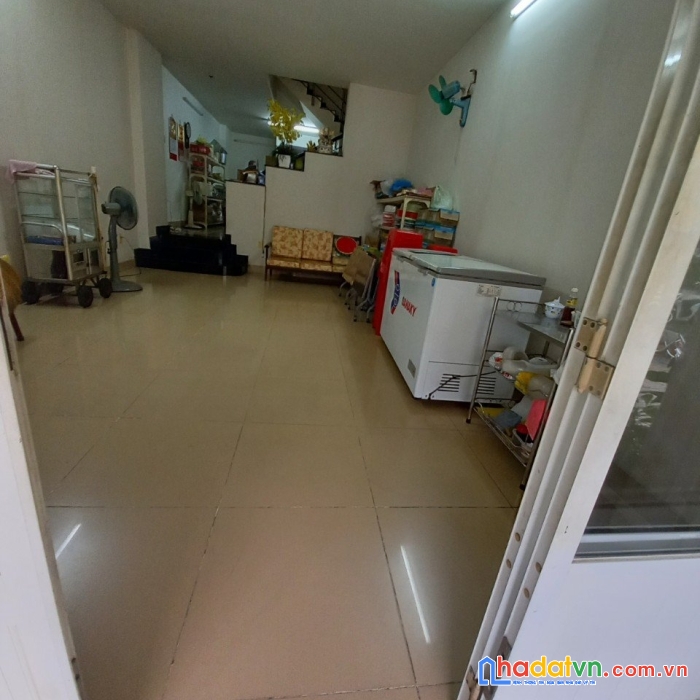 Mặt tiền shop house, vĩa hè 18m, kinh doanh đỉnh, quận 8.