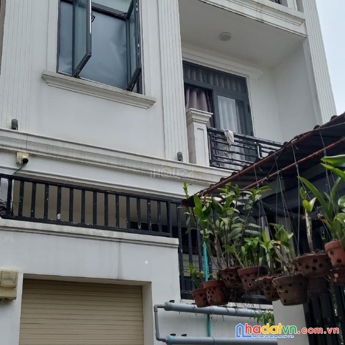 Vừa ở vừa cho thuê 20tr/th, ql1a, 4 tầng, 98m2, chỉ 5tỷ900.