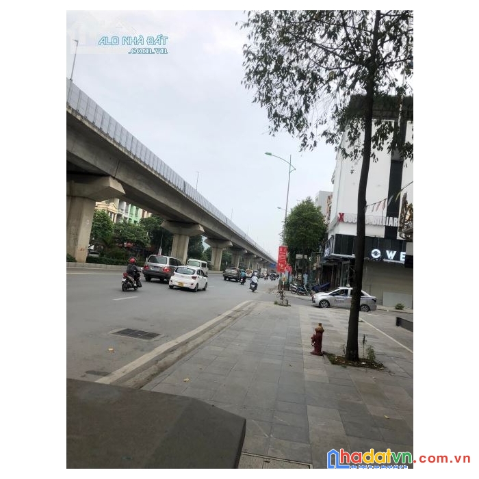 Chính chủ bán đất tặng nhà phạm văn đồng, 170m2, 3 tầng, mt 12m. sổ đỏ . giá 13.8 tỷ. miễn trung