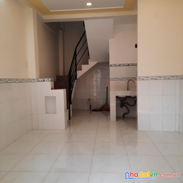Bán nhà shr q12 gần bia tiger giá 1.980 tỷ