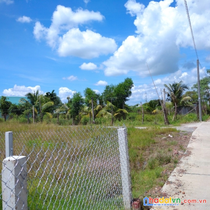 Cần bán gấp  110m2 mt kênh giáp mè - cần giuộc- long an