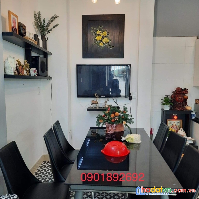 Nhà mới,lô góc, không mốc lộ giới btct hoàn toàn