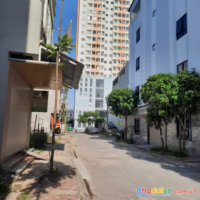 Bán đất đấu giá kđt lộc ninh,  trị trấn chúc sơn, 58m2, 2 ô tô tránh, kinh doanh tốt, 3.9 tỷ