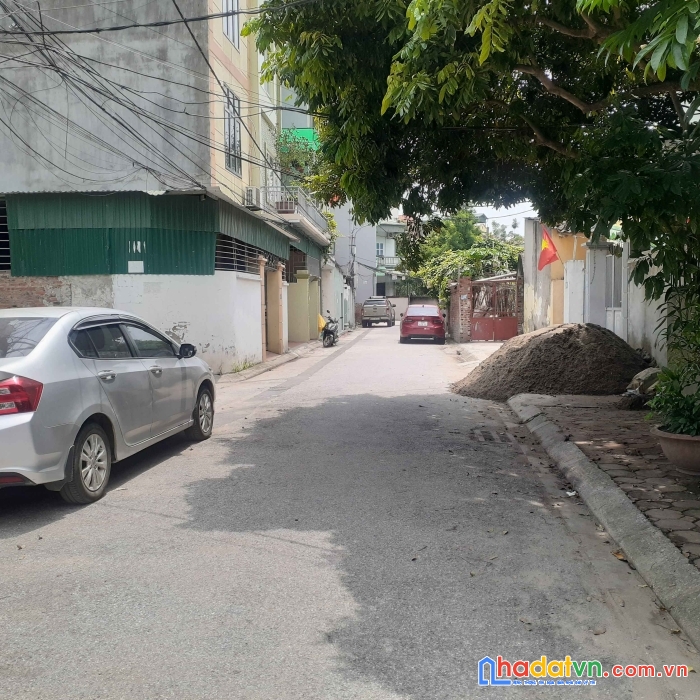 Bán biệt thự sân vườn nguyễn văn cừ, 283m2 x 4 tầng x giá 22 tỷ, lô góc, gara ô tô