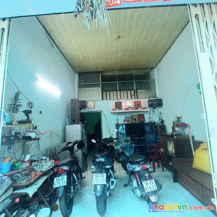 Bán nhà chính chủ lạc long quân-tân bình-110m2-giá bao đầu tư 8 tỷ