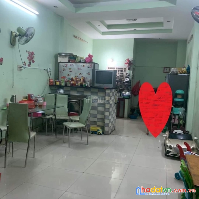 Nhà  73m2, bình tân giáp tân phú, sổ vuông vức, nhà còn mới ở ngay, hẻm xe tải, giá 6,5 tỷ