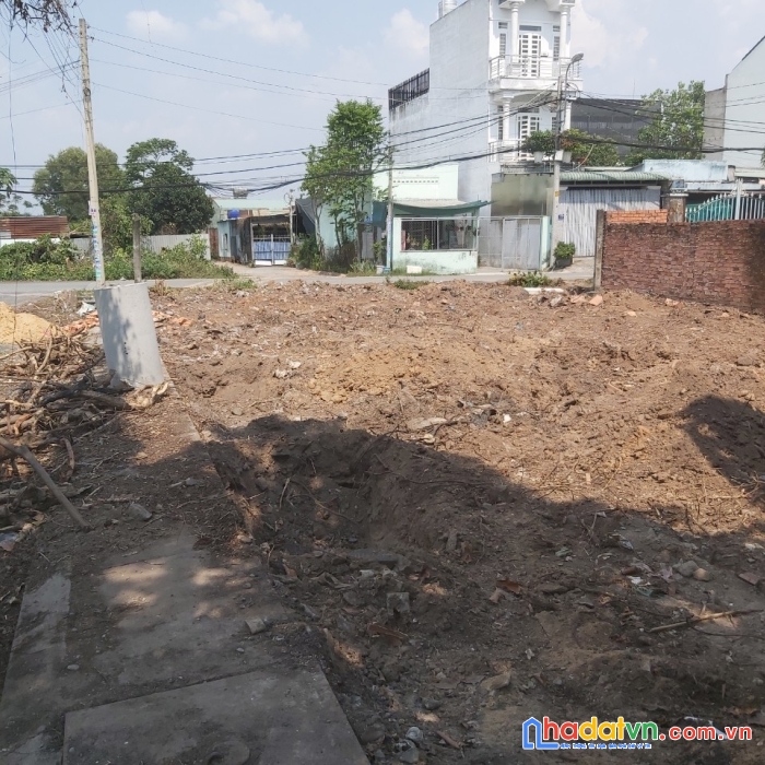 Đất mặt tiền xuân thới sơn 3 hóc môn 3300m2- 36m x 97m chỉ 22.5 tỷ