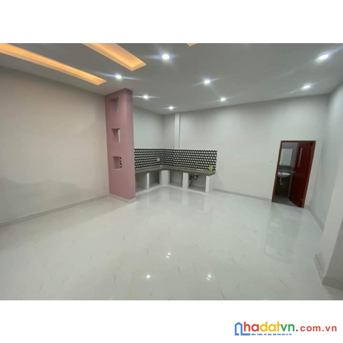 Nhà 1 sẹc  hẻm nhựa xe tải thông -  tân phú văn cao - 116m2 ( 6,8 × 18) chỉ 8,4 tỷ tl chính chủ