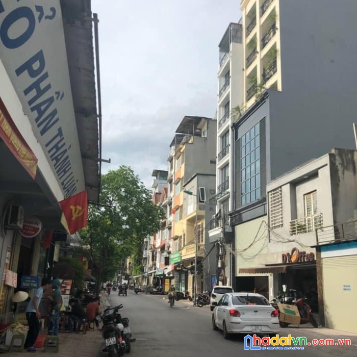 Bán nhà đội cấn, 100m2, 10 tầng, mt 6.2m, giá 46 tỷ, vỉa hè, thang máy, ô tô tránh