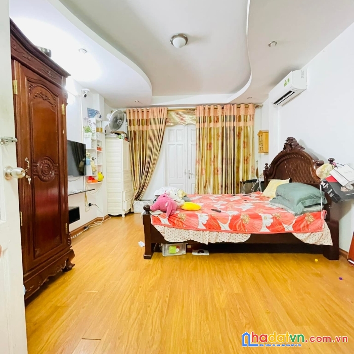 Nhà hào nam - tự xây - sáng thoáng - dân trí - ngõ ba gác - 60m2x3ngủ - hơn 5 tỷ