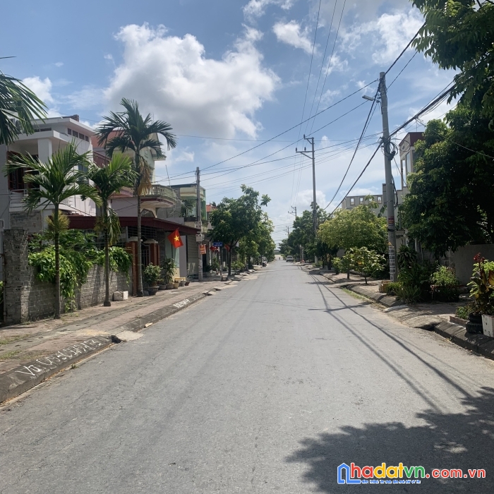 Lô đất đẹp 100m2 mặt đường 10m tân thành ,dương kinh hải phòng, đường số 183 giá hơn 2 tỷ