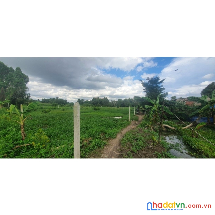 Bán lô đát 2000 m2 tại p.tam bình tp.thủ đức giá 6,7 tỷ.