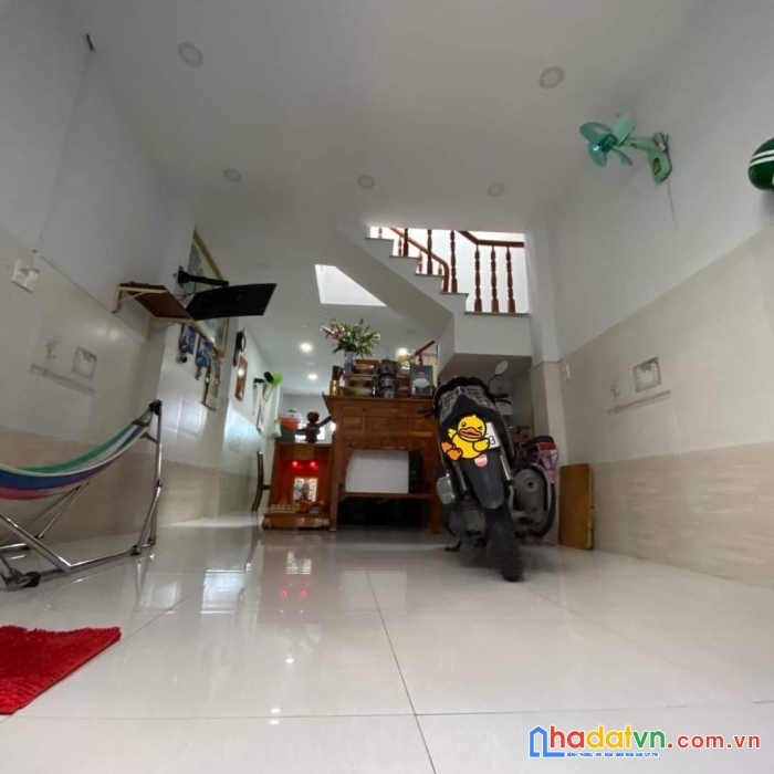 Nhà lvl, quận 7, 42 m2 btct chỉ 3 tỷ 5